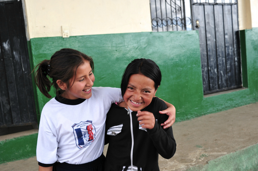 Ecuador girls laughing